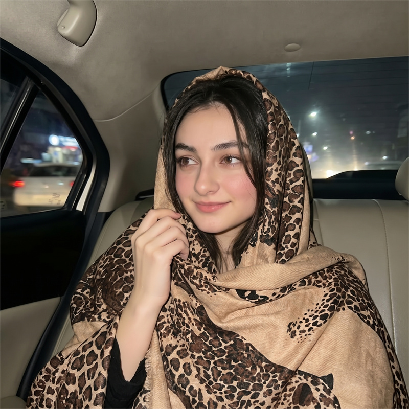 Vintage Outdoor Fashion - Vintage Leopard Print Hijab and Headscarf