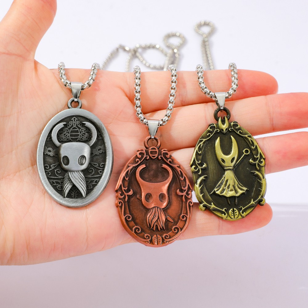 Game amulet pendant necklace,  - огляд і ціна Vintage Fashion Game