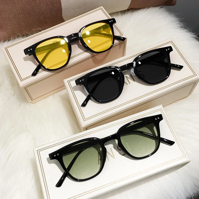 Vintage Square Sunglasses Unis - огляд і ціна Vintage Fashion Brands
