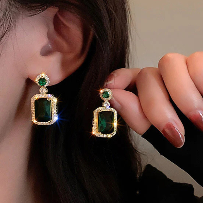 Wedding Engagement Earrings Wo - огляд і ціна Vintage Fashion Faire